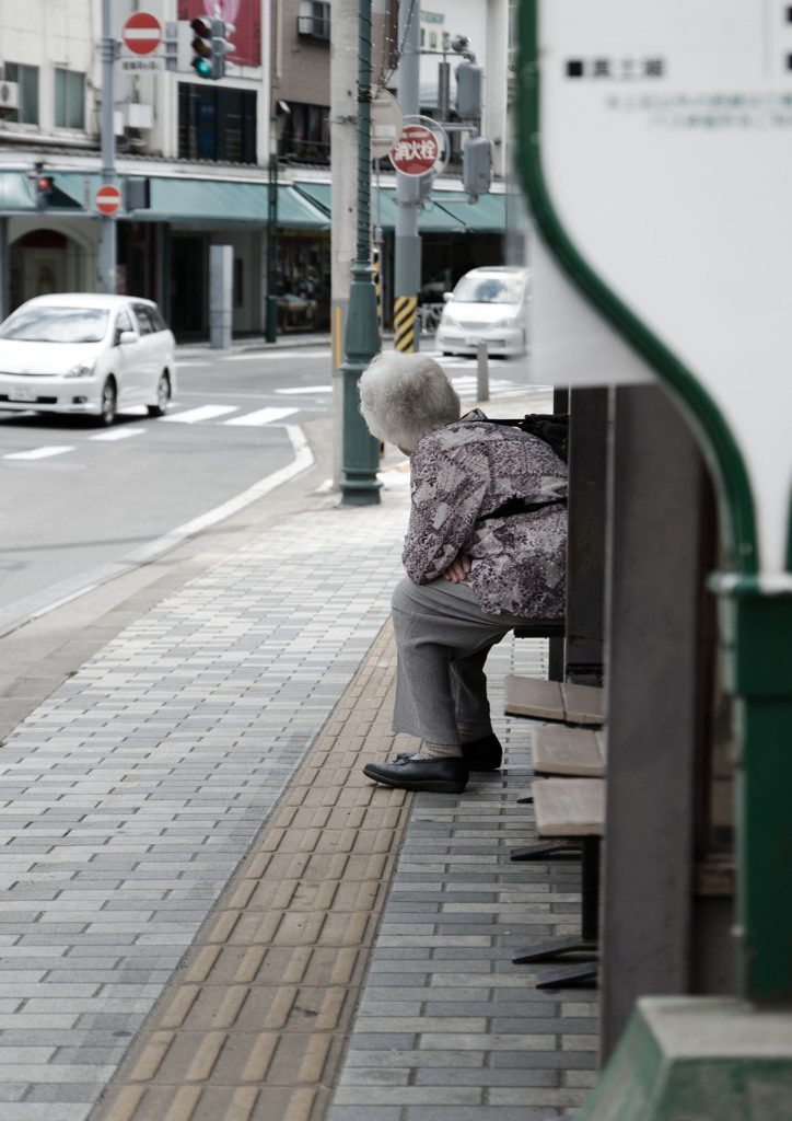 バスはまだか