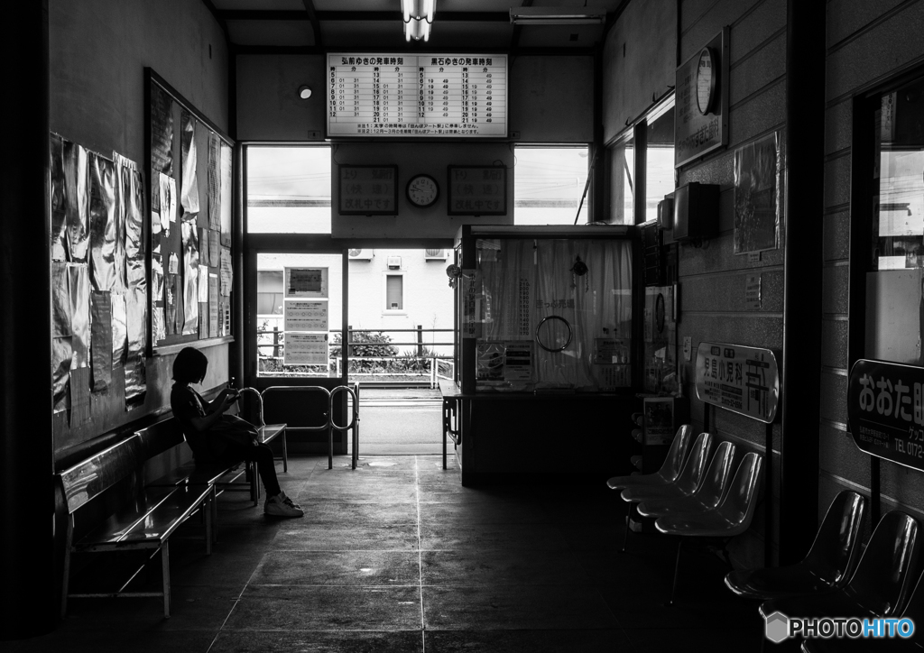 monochrome