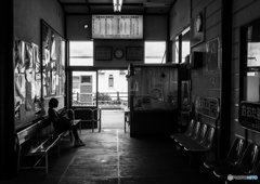 monochrome