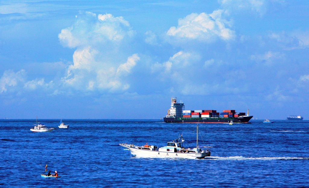 夏空の東京湾-1