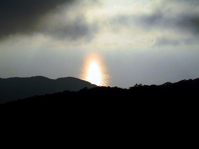 午後の陽の日本海