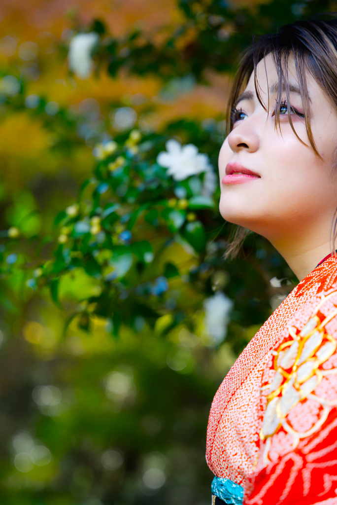 紅葉と静かなまなざし＠海藏山龍雲寺（島根県浜田市三隅町）