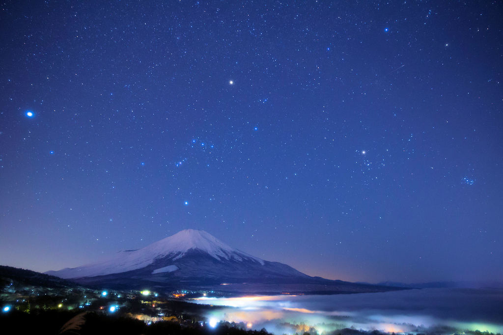 晩秋の星空