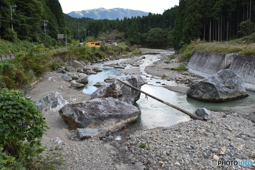 高島市散歩　蛙岩