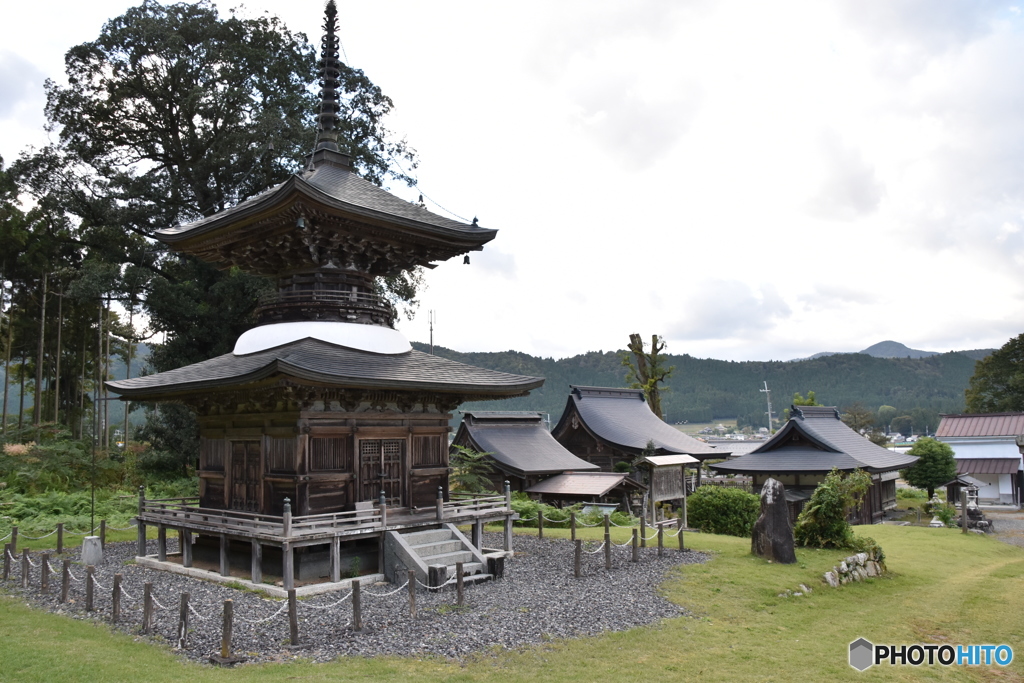 高島市散歩　邇々杵神社多宝塔