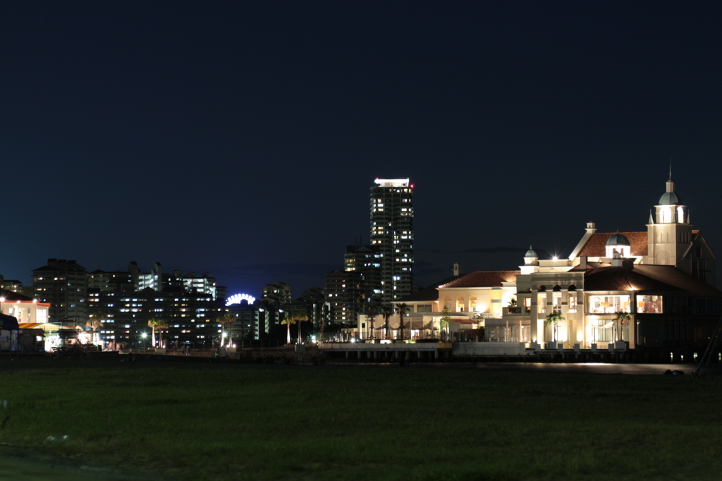 海辺の夜。