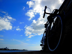 青空と自転車