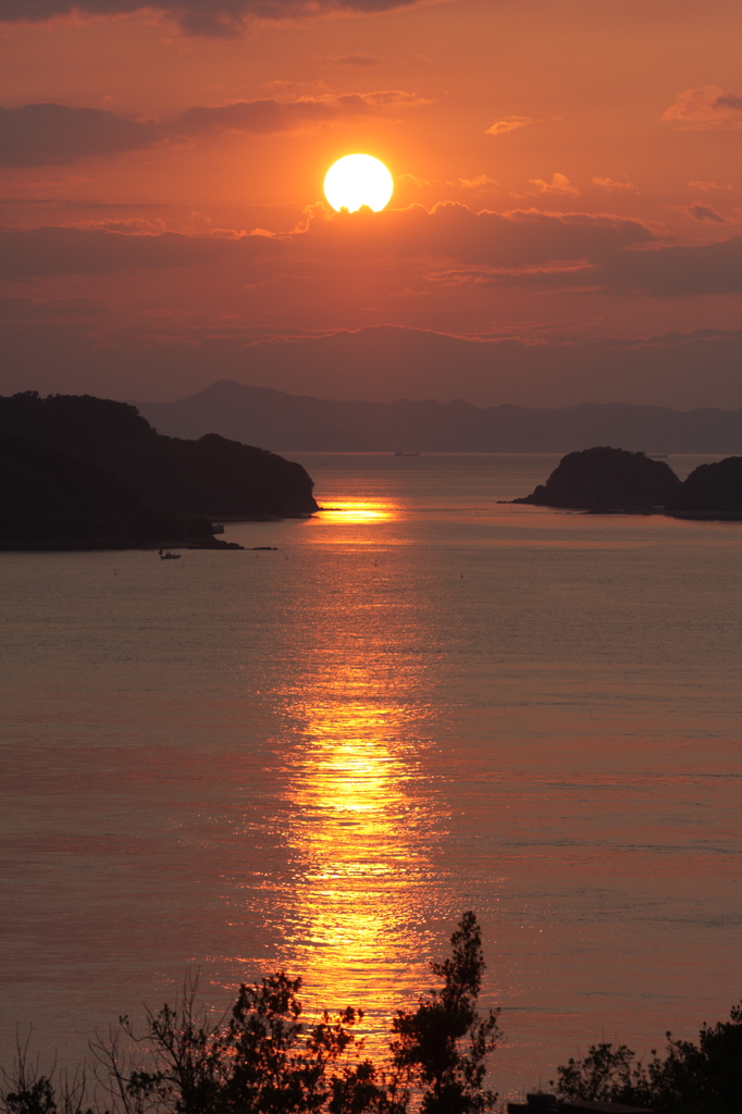 与島の夕日