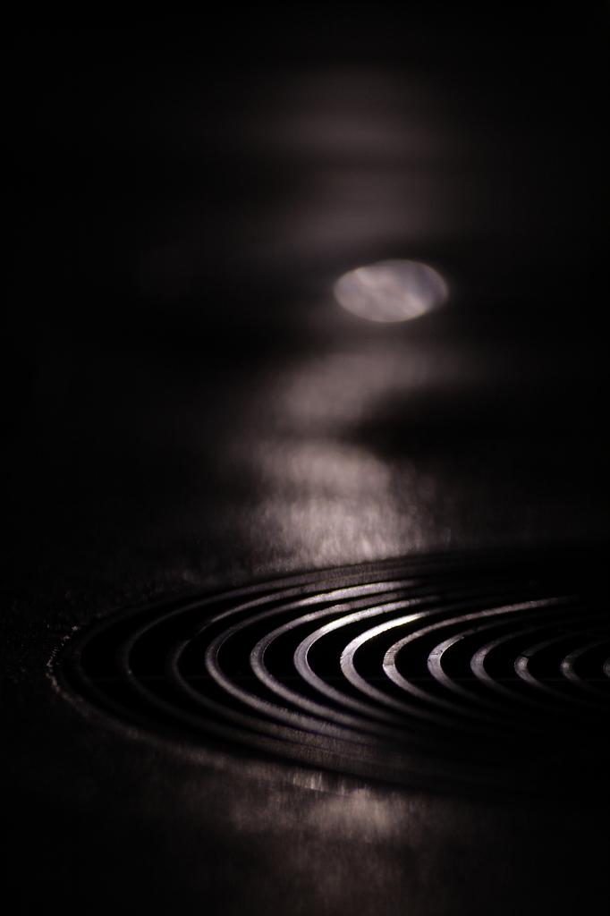 The moon 'n edges