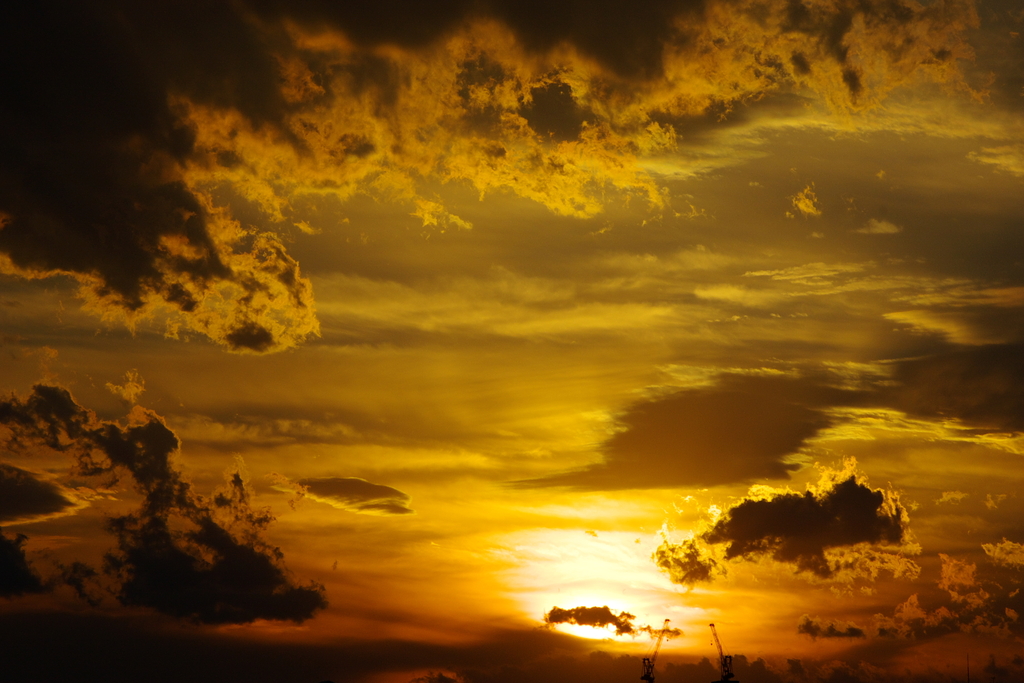 晩秋の夕暮れ