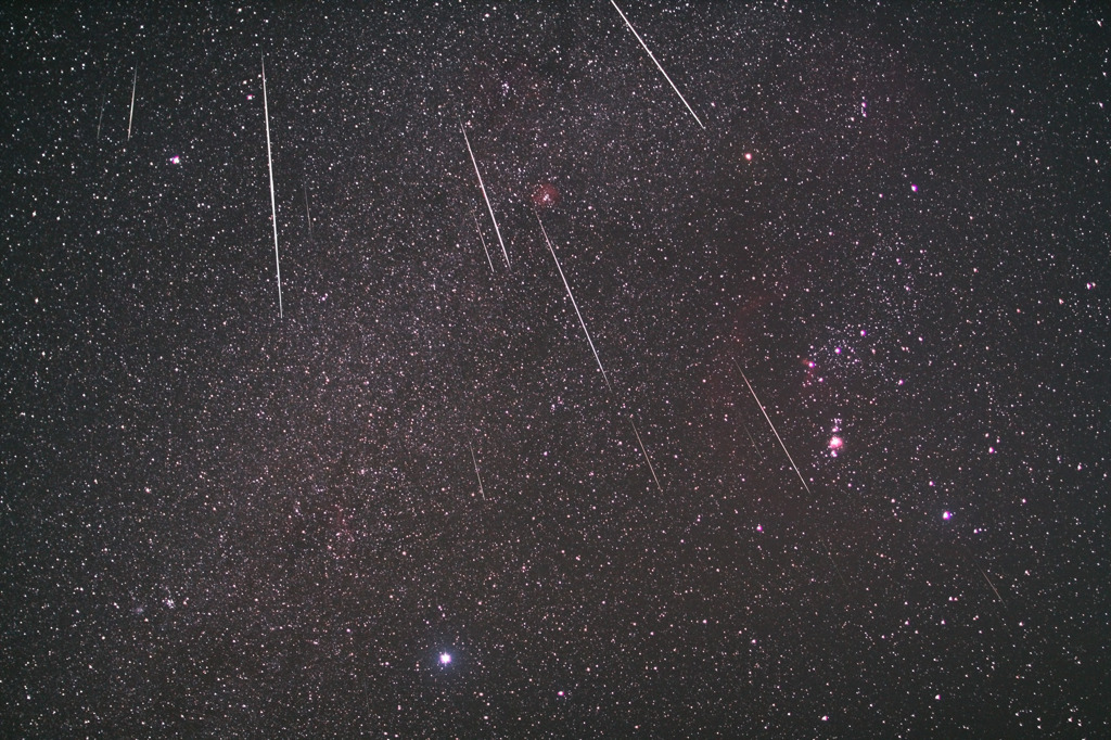 冬の天の河に降るふたご座流星群