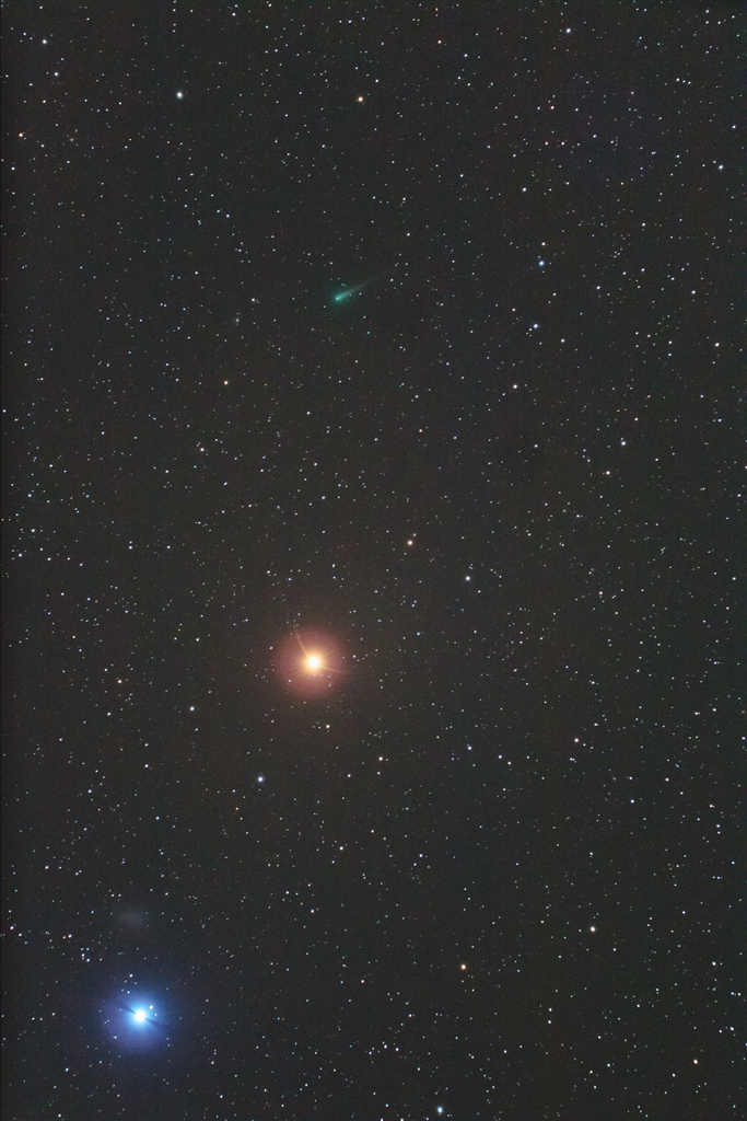 レグルス、火星と共にいるアイソン彗星
