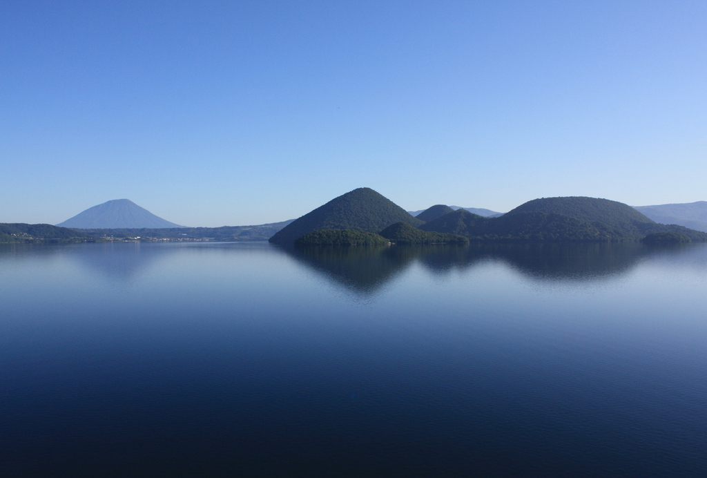 清晨雾气还没散去