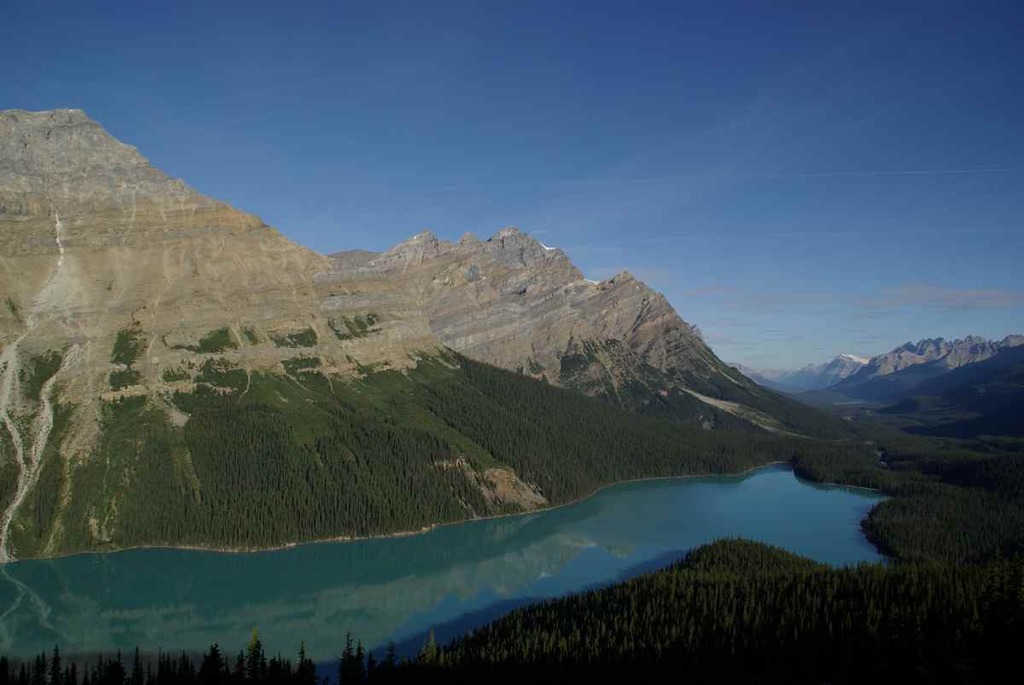 IMGP5760　ペイトー湖　朝　山湖　E