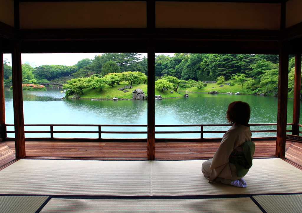 雨の掬月亭