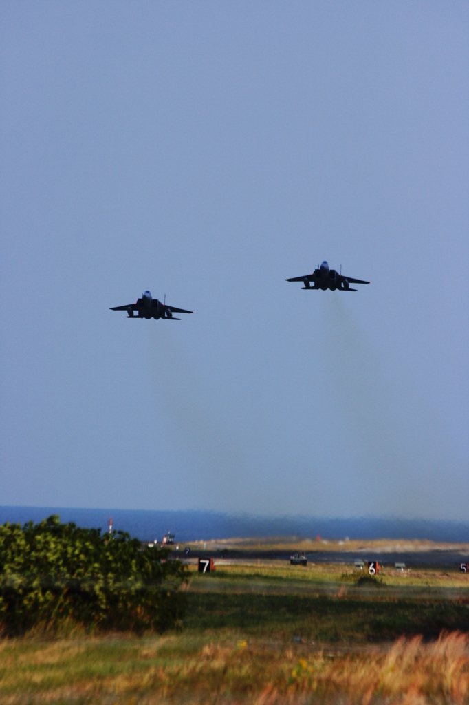 8空団機動飛行開始