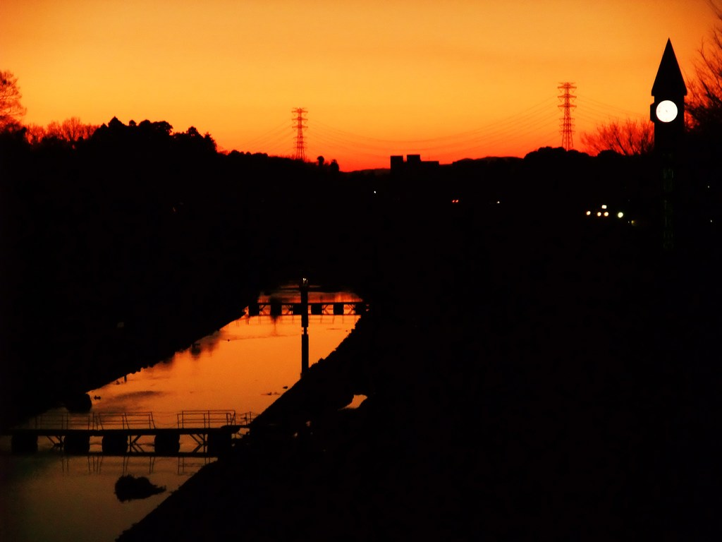 運河の夕日