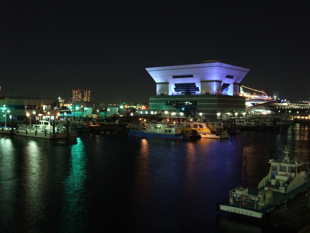 横浜の夜