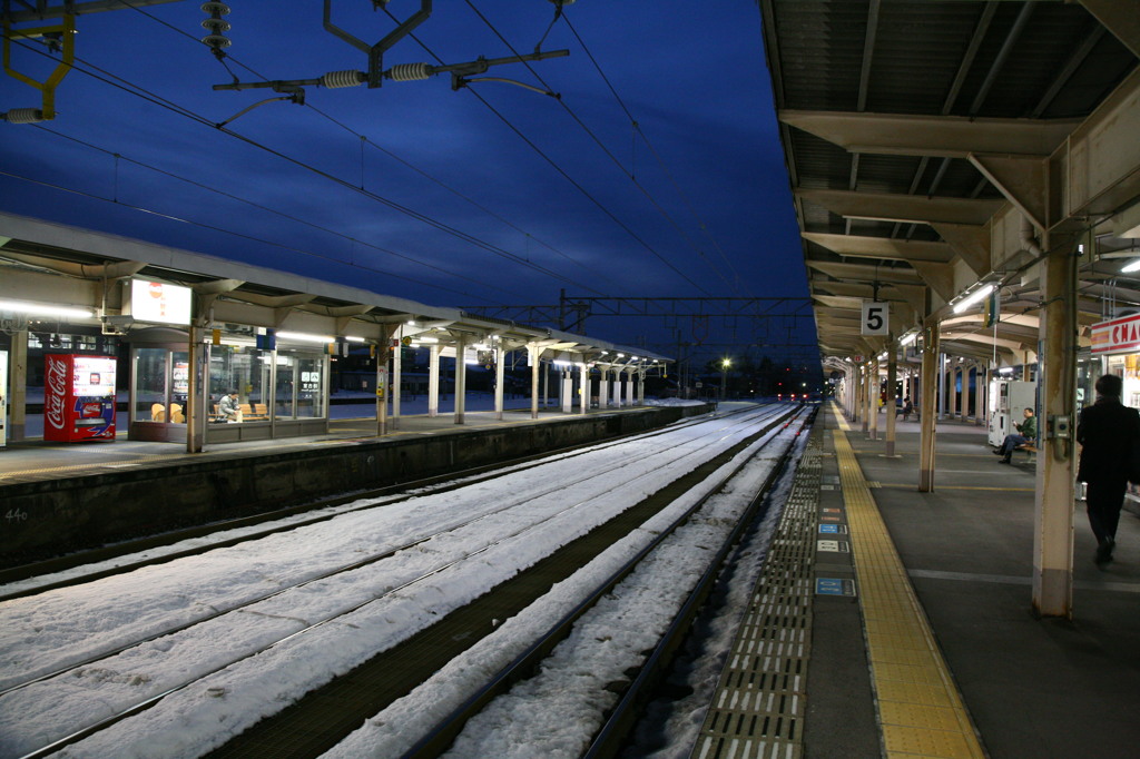 Takaoka station