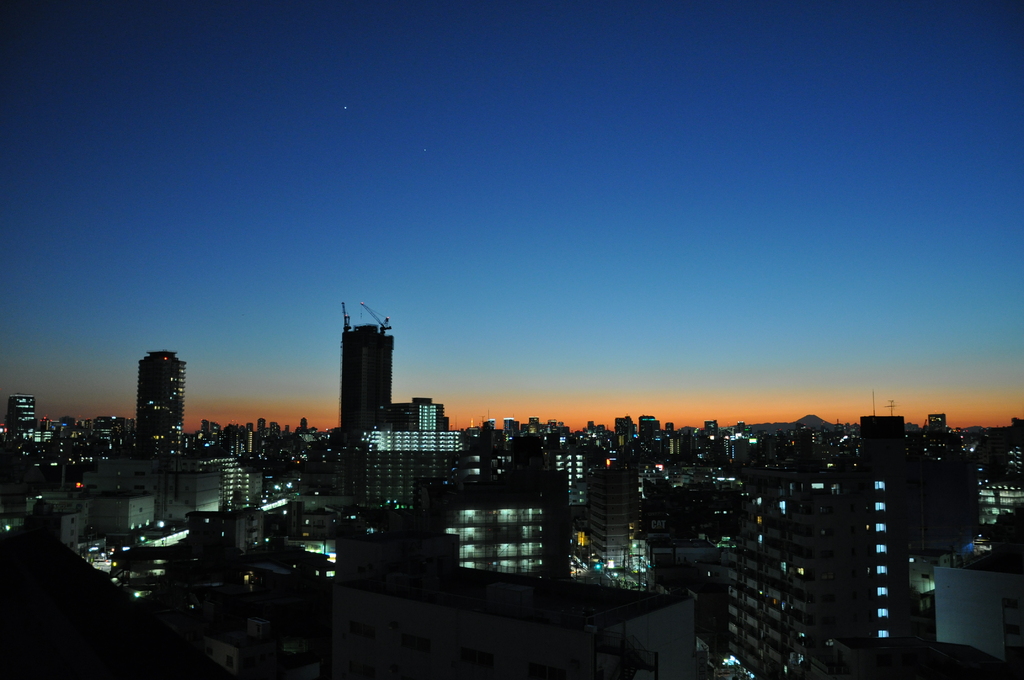 晴れた日の夕暮れ