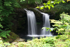 鐘山の滝(かねやまのたき)