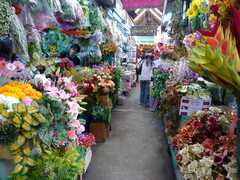 市場の造花販売エリア