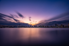 対岸のskyscraper