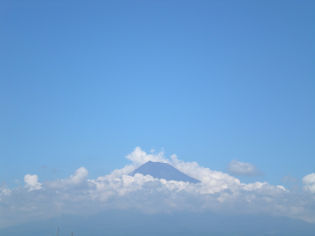 やっと見つけた富士山