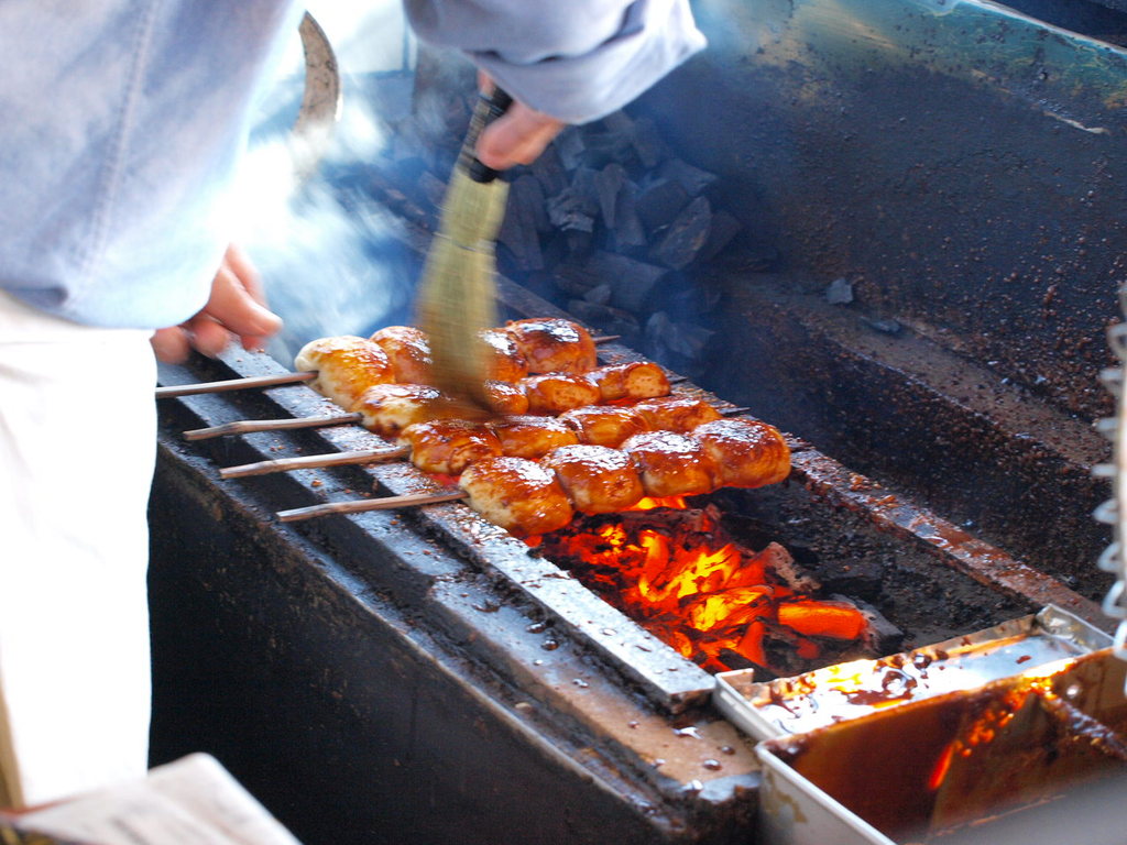 焼きまんじゅうタレ付け
