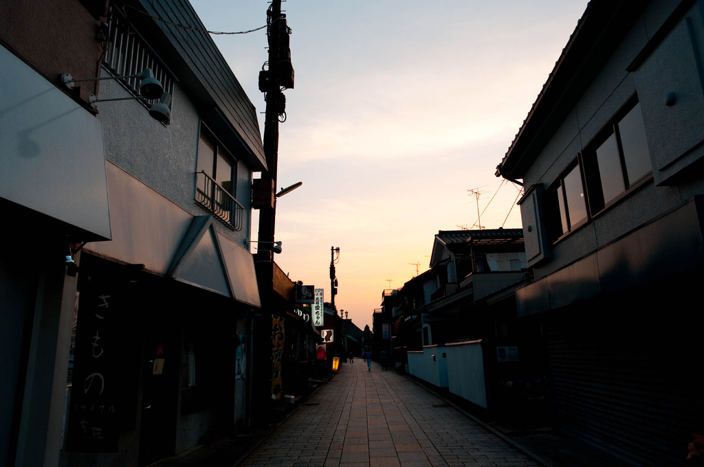 路地裏