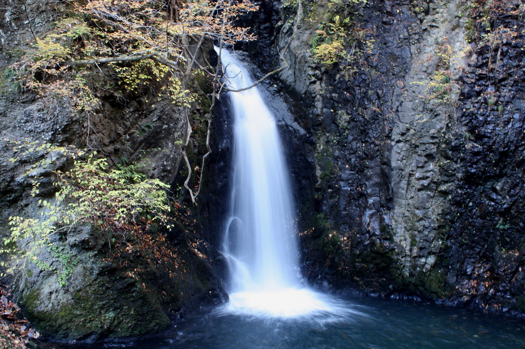 晩秋の山水