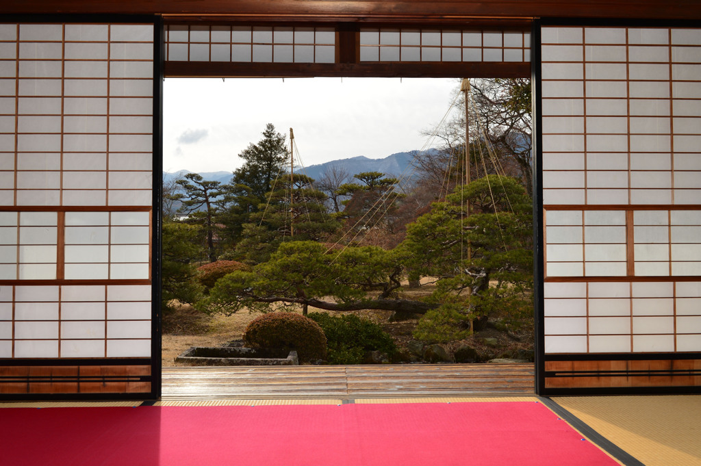 主人の間