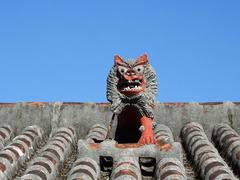 屋根の上に