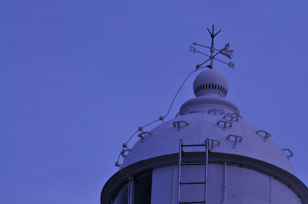 LIGHTHOUSE-2