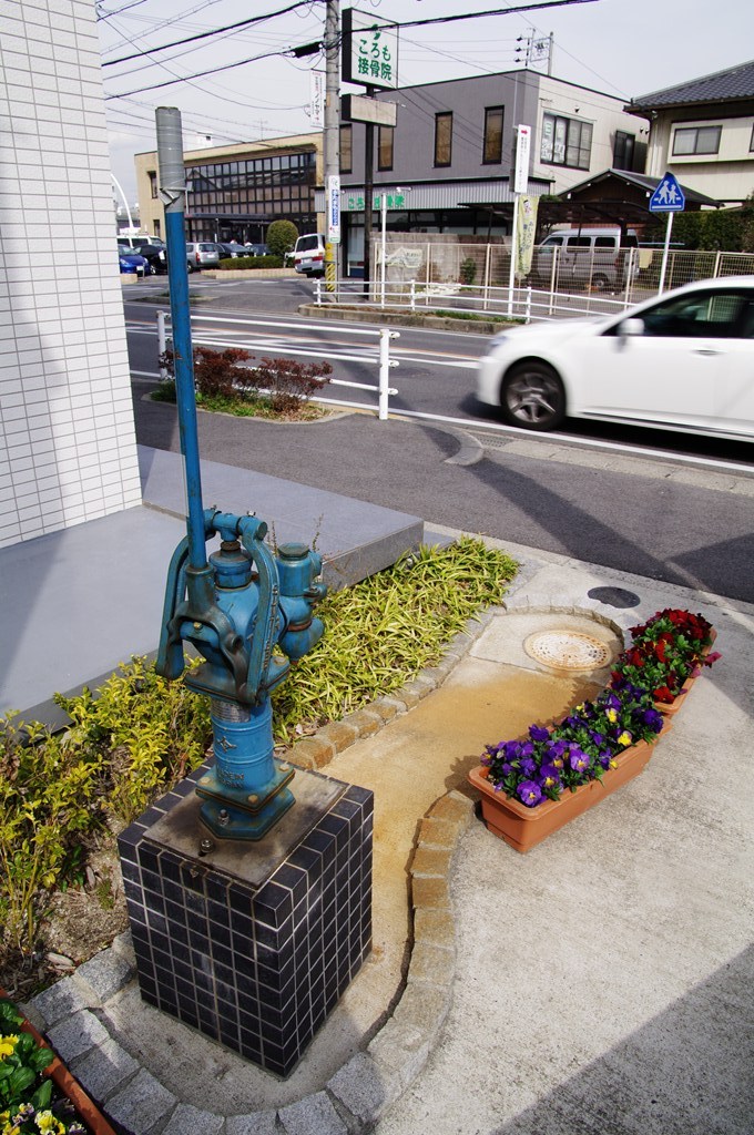 町の片隅で