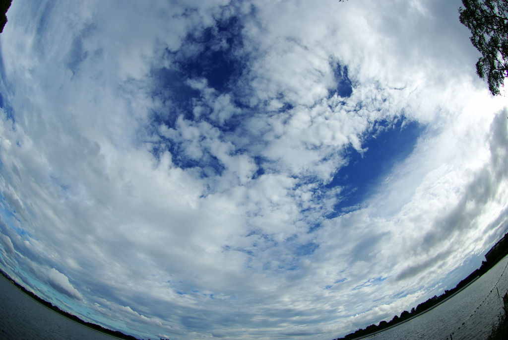 瑞ヶ池の空