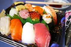 マグロかイクラか－２