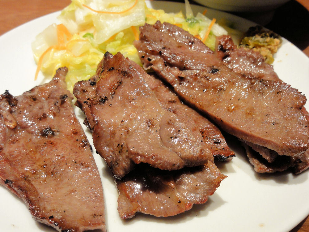 炭火焼き牛たん定食