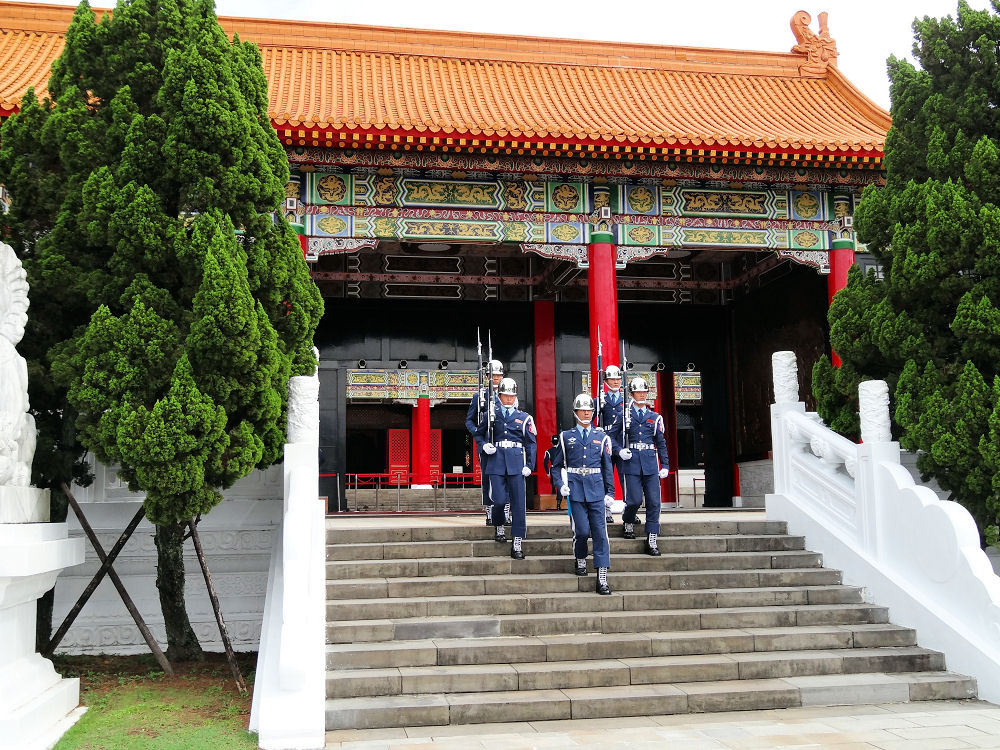 忠烈祠の衛兵交代