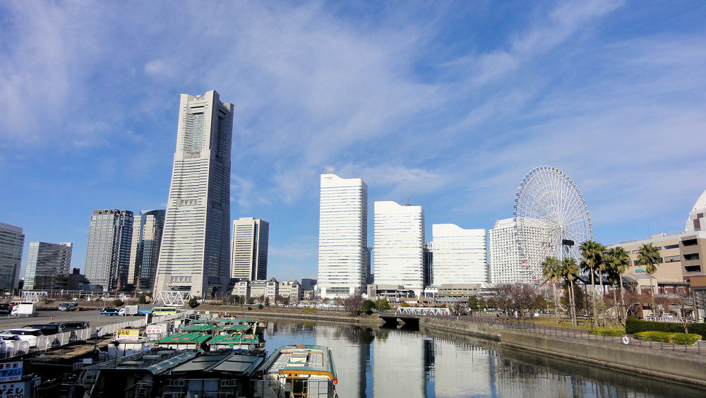 定番の万国橋より･･･昼