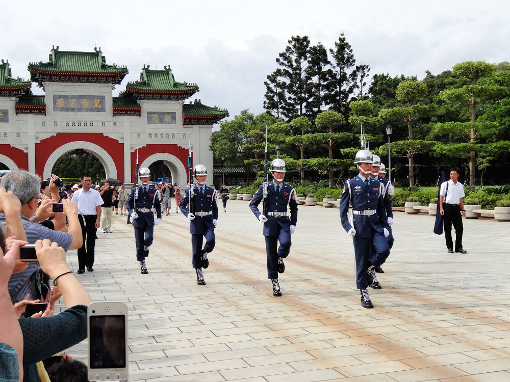 忠烈祠の衛兵交代