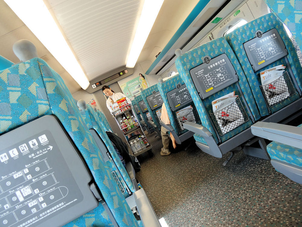 台湾新幹線　車内販売
