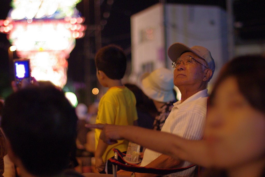 見上げる祭り