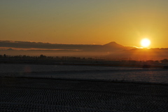 鳥海山と夕日