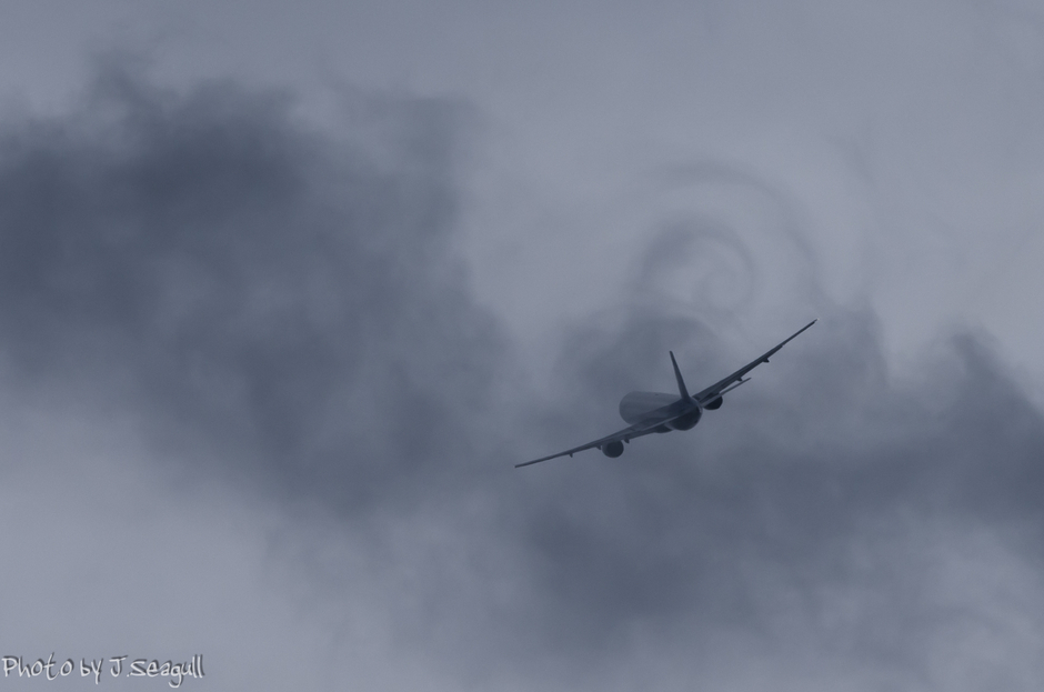 wake turbulence 後方乱気流