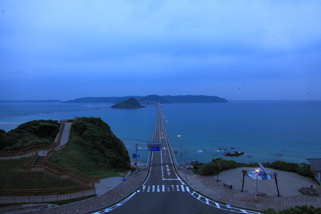 Bridge to the hope