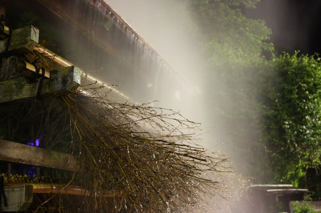 竹製温泉冷却装置