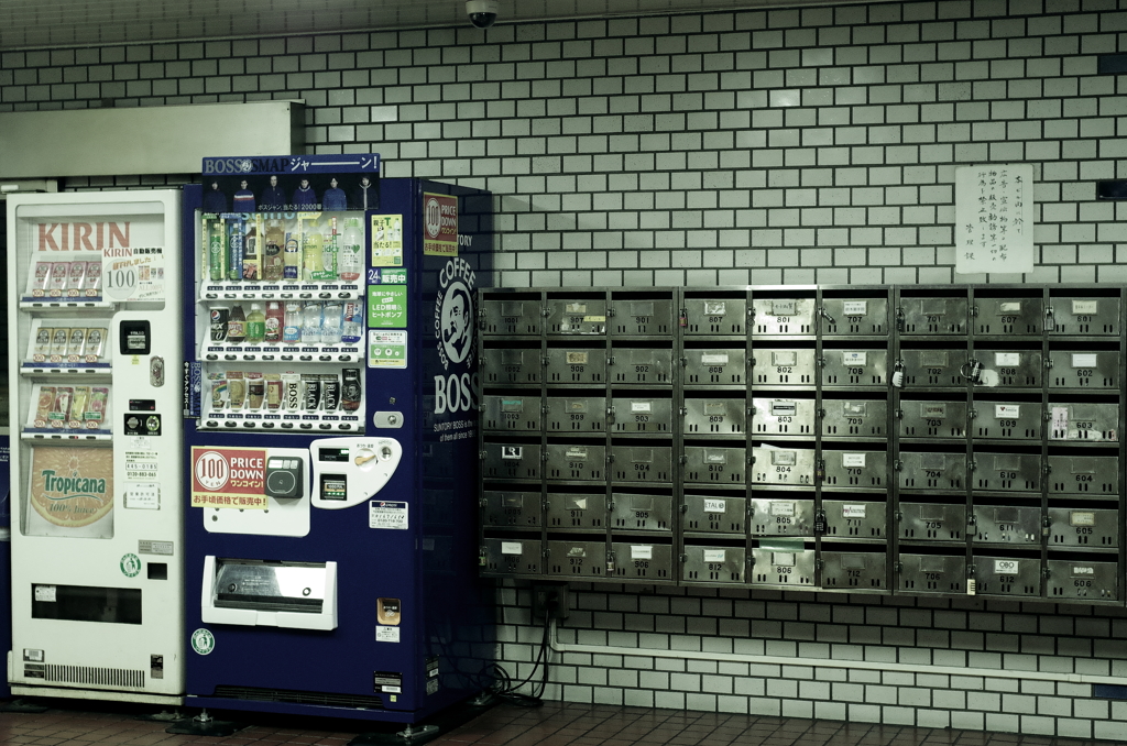 自販機とポスト
