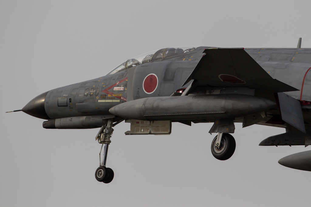 F-4アプローチ