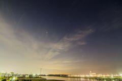 工場地帯の星空